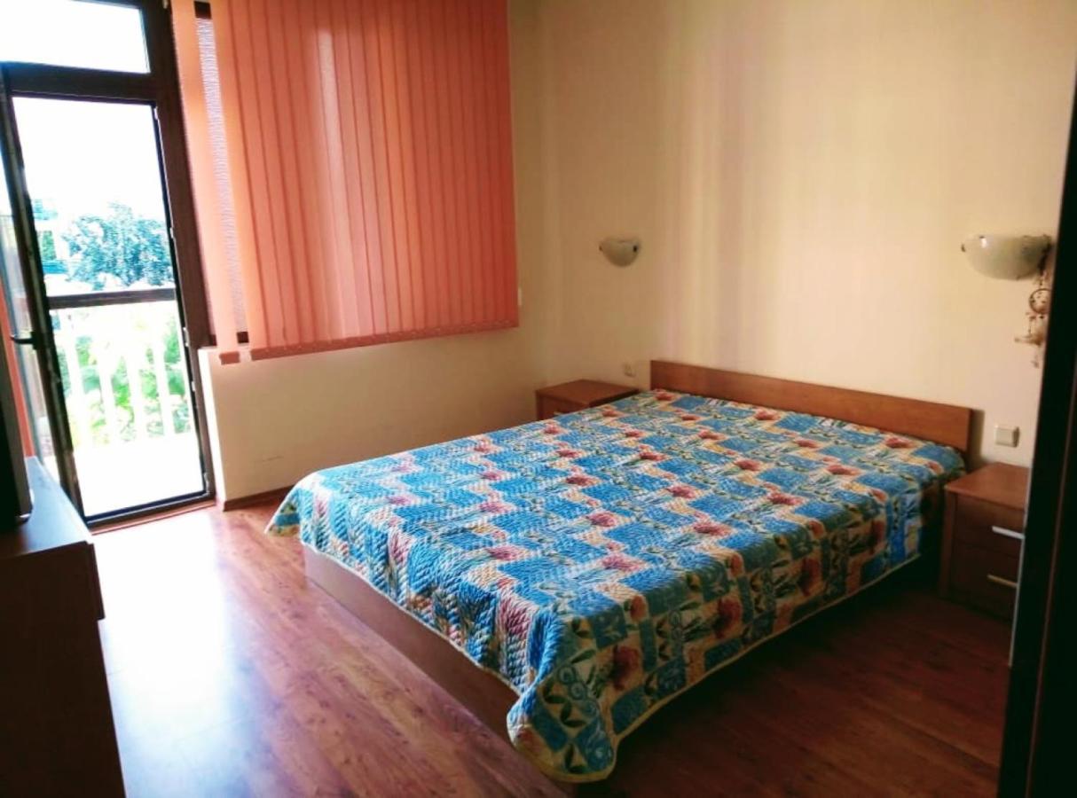 Beach Apartment Rose Golden Sands Exterior photo